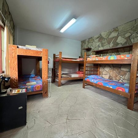 Stone House Mancora Hostel Bagian luar foto