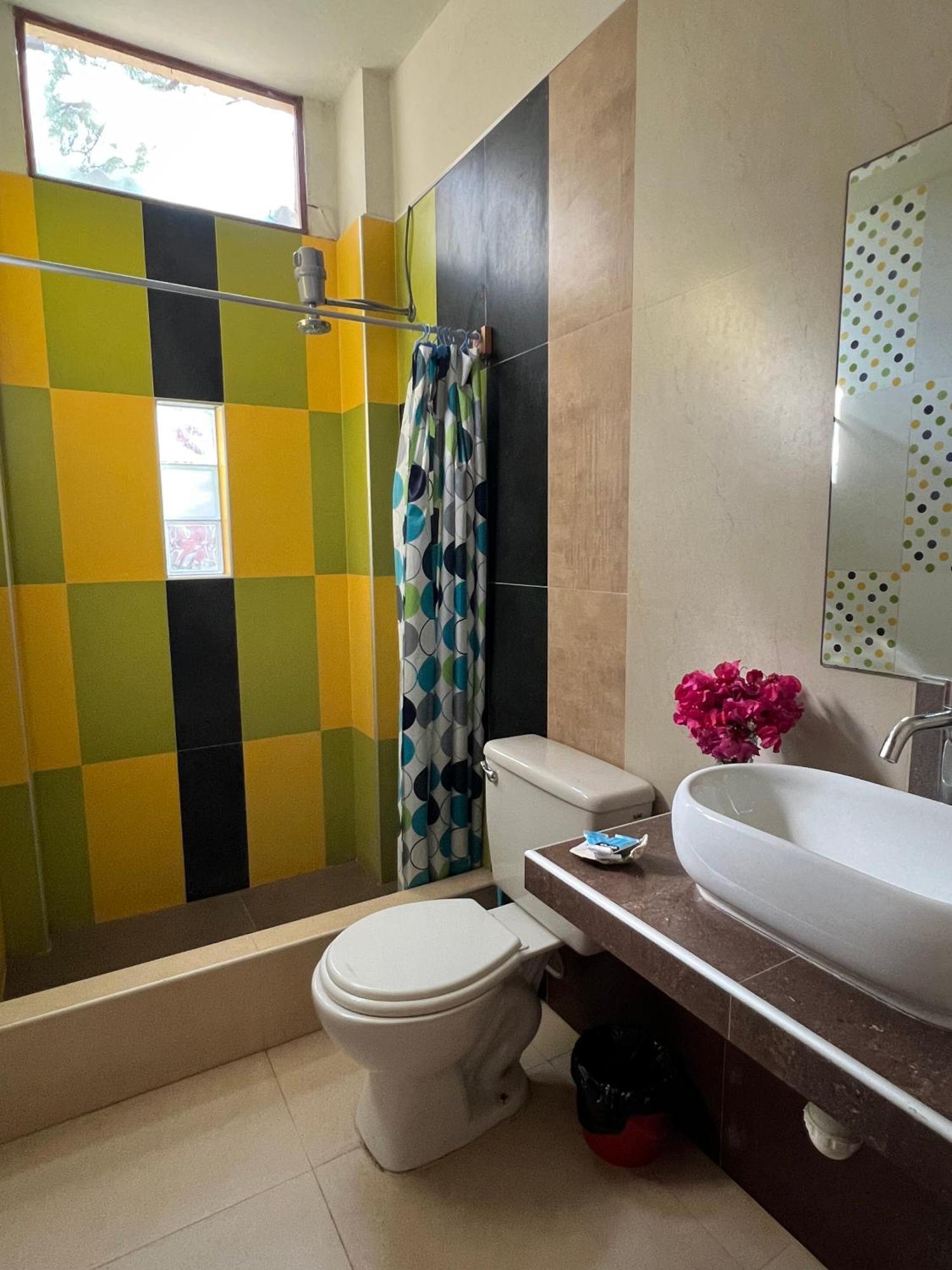 Stone House Mancora Hostel Bagian luar foto