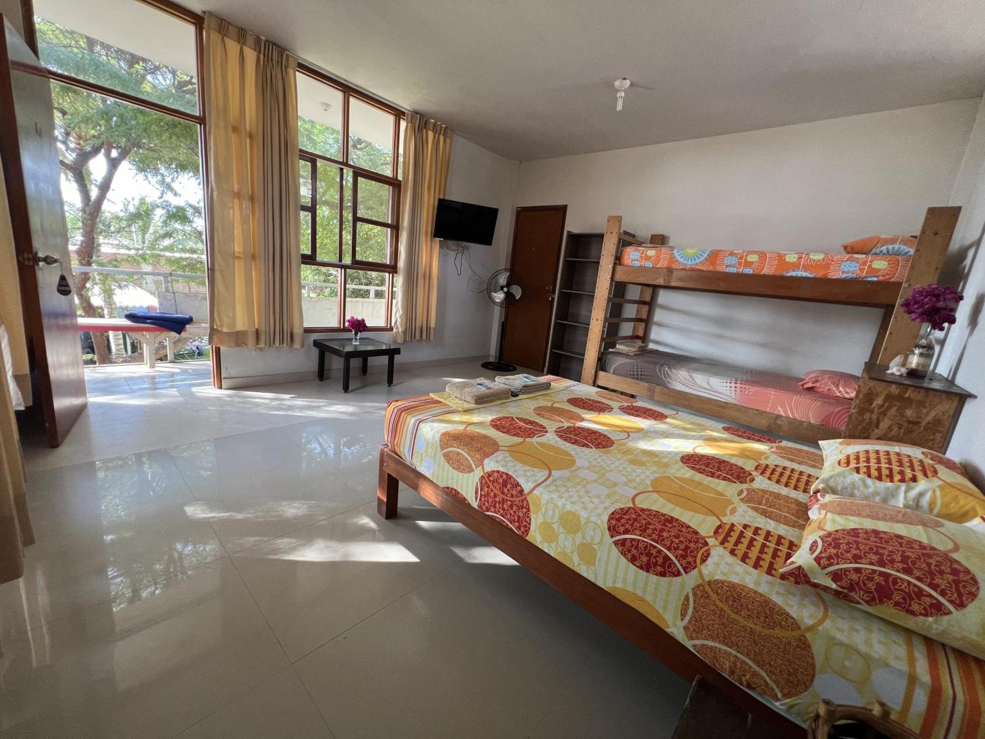 Stone House Mancora Hostel Bagian luar foto