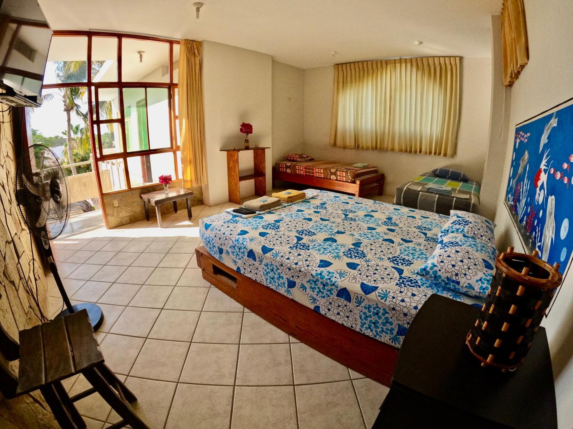 Stone House Mancora Hostel Bagian luar foto