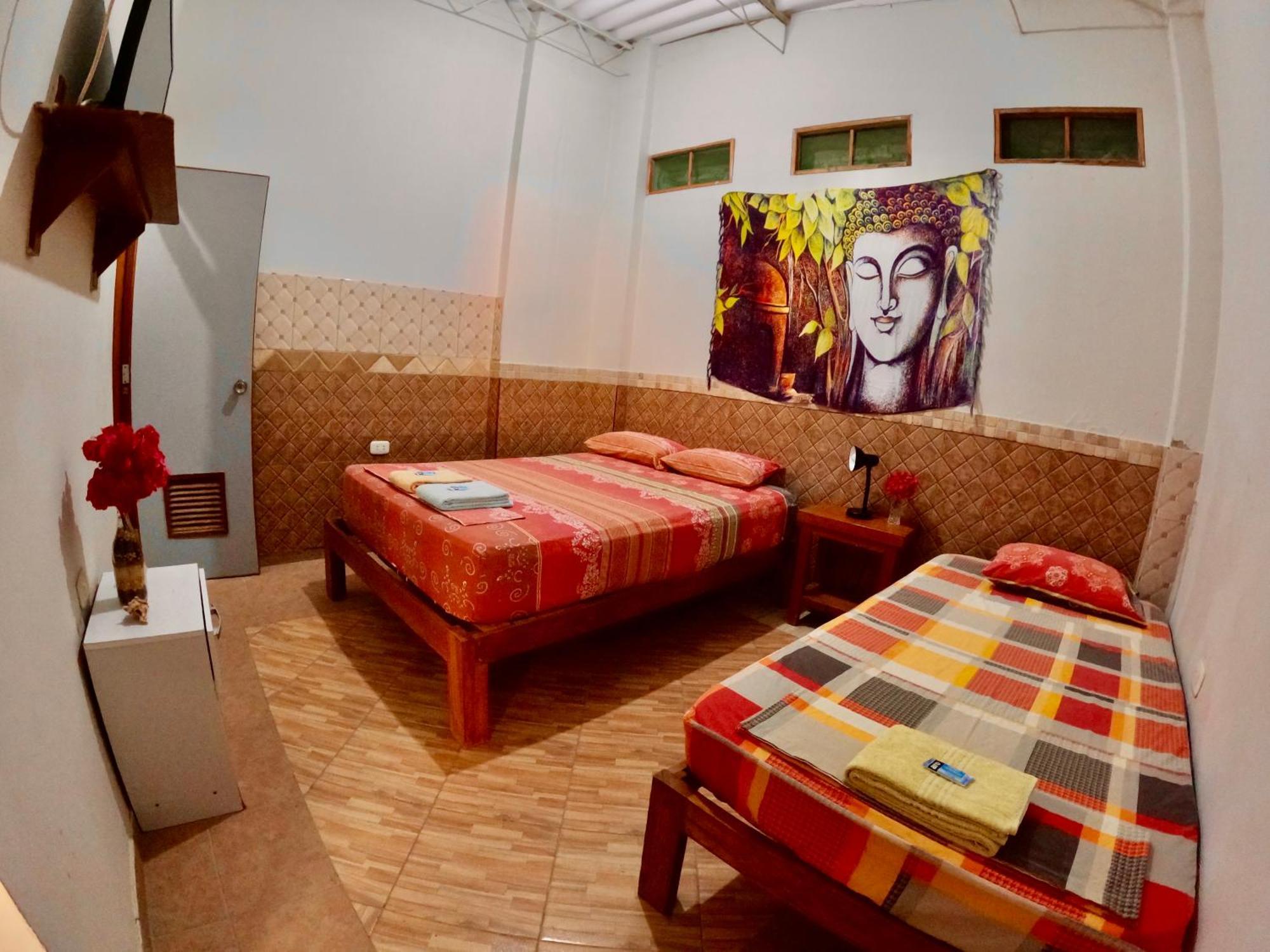 Stone House Mancora Hostel Bagian luar foto